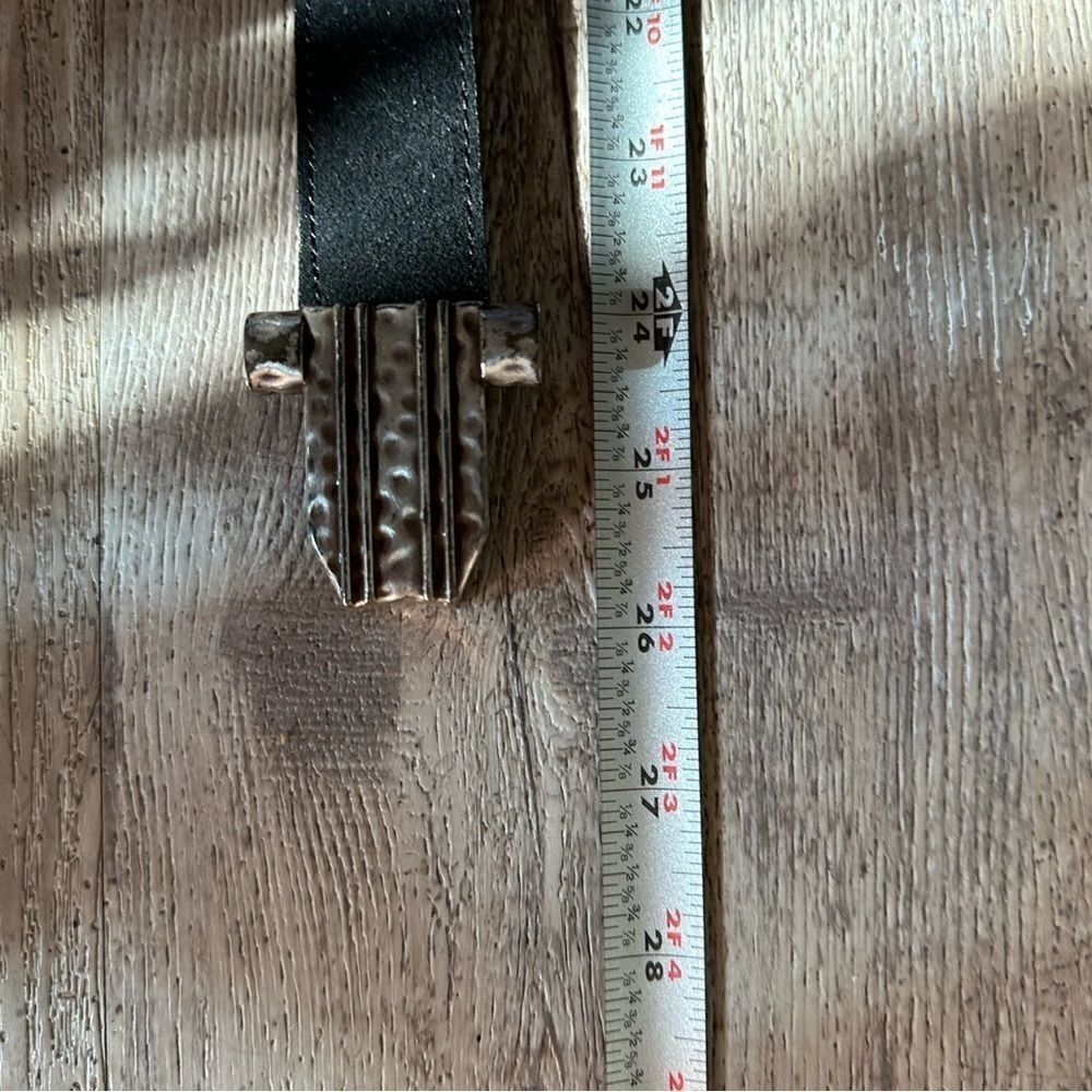 Coldwater Creek Adjustable Leather Belt - Picture 3 of 8